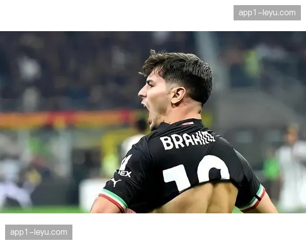 迪亚斯前场盘带突破犀利 皇马进攻端打破僵局的奇兵